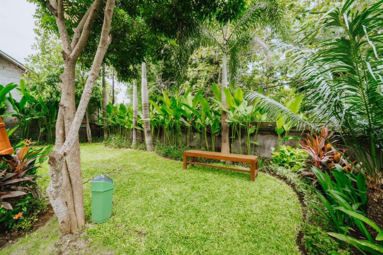Brisk Homestay Uluwatu Exterior foto